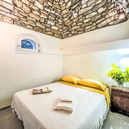Ca De Ninin De Berna By Interhome Lingueglietta