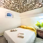 Ca De Ninin De Berna By Interhome Lingueglietta