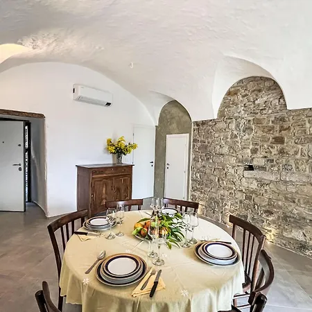 Ca Ninin De Berna By Interhome Сasa de vacaciones Lingueglietta